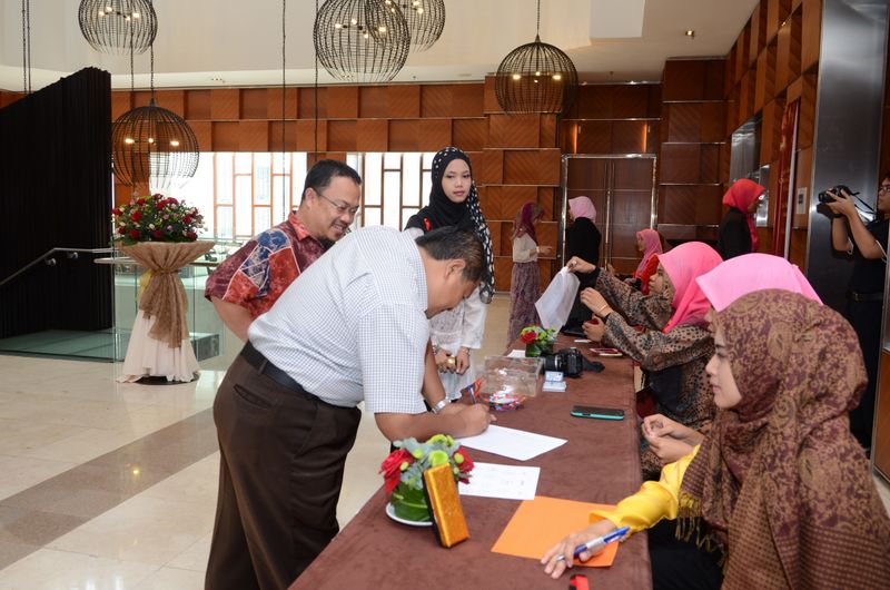 Hi tea alumni  14  014